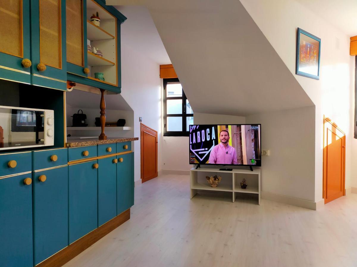 Apartamento En El Casco Antiguo De Ponferrada Bagian luar foto