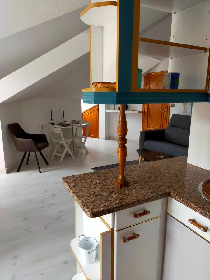 Apartamento En El Casco Antiguo De Ponferrada Bagian luar foto