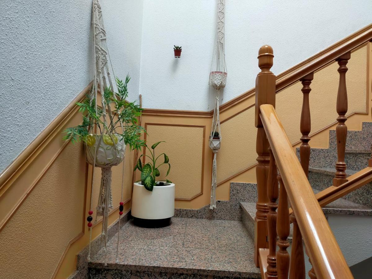 Apartamento En El Casco Antiguo De Ponferrada Bagian luar foto