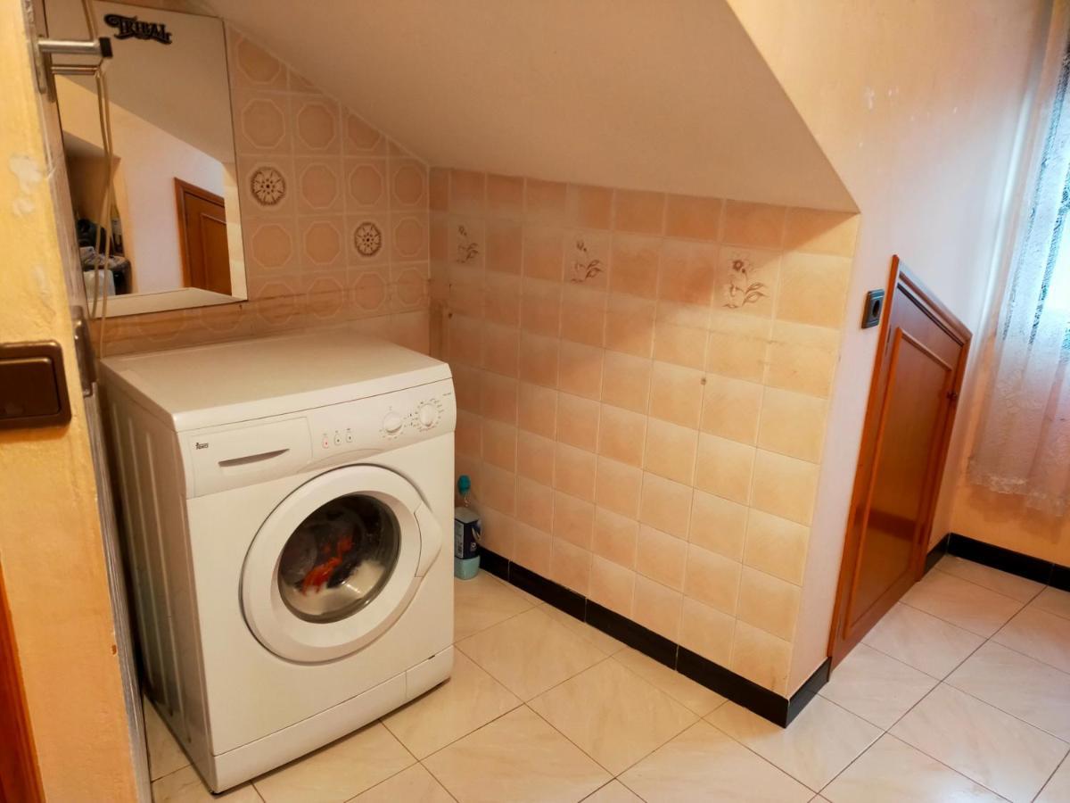 Apartamento En El Casco Antiguo De Ponferrada Bagian luar foto