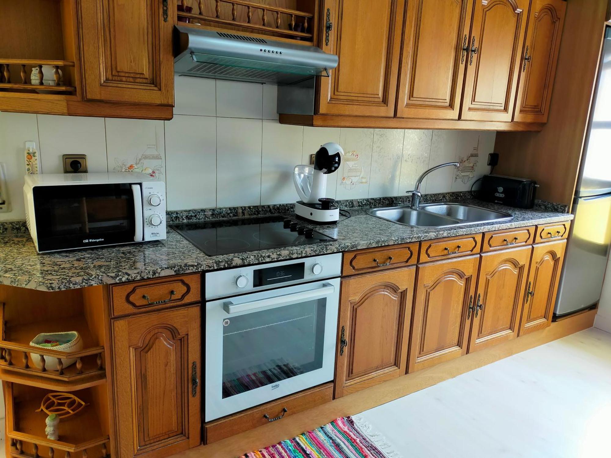 Apartamento En El Casco Antiguo De Ponferrada Bagian luar foto